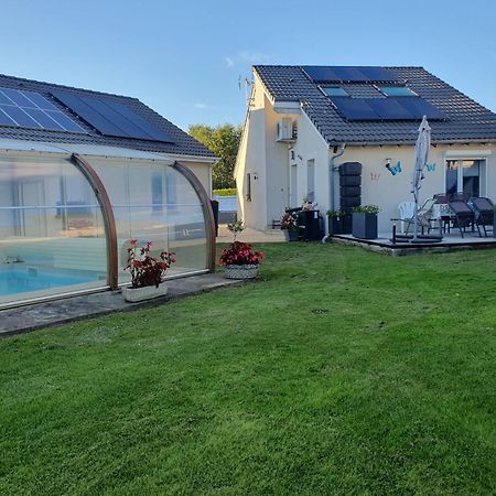 Gite M Et M Nébouzat Exteriör bild