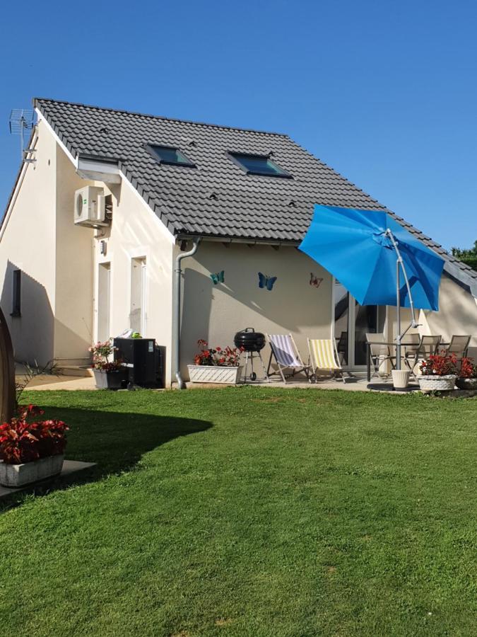 Gite M Et M Nébouzat Exteriör bild